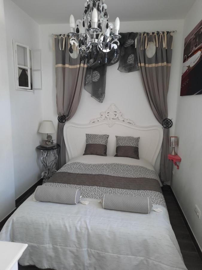 Residence Hotel De La Plage Saint-Gilles-Croix-de-Vie Zewnętrze zdjęcie