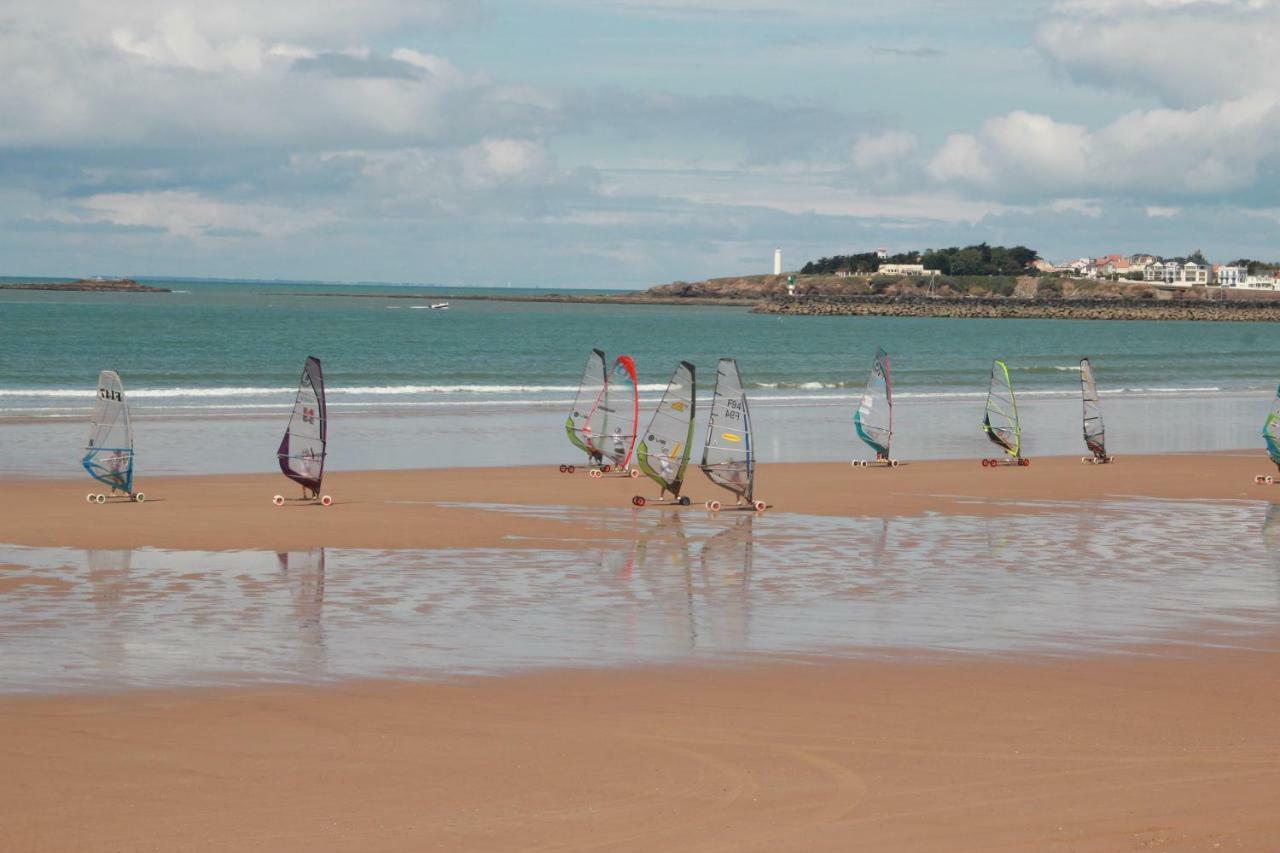 Residence Hotel De La Plage Saint-Gilles-Croix-de-Vie Zewnętrze zdjęcie